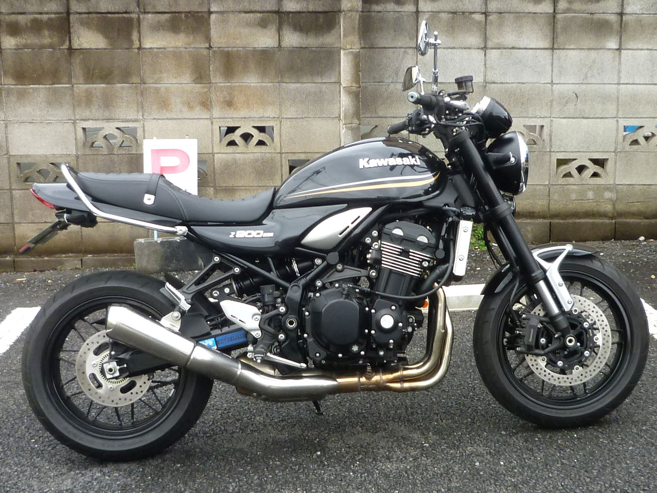 カワサキ Ｚ９００ＲＳ